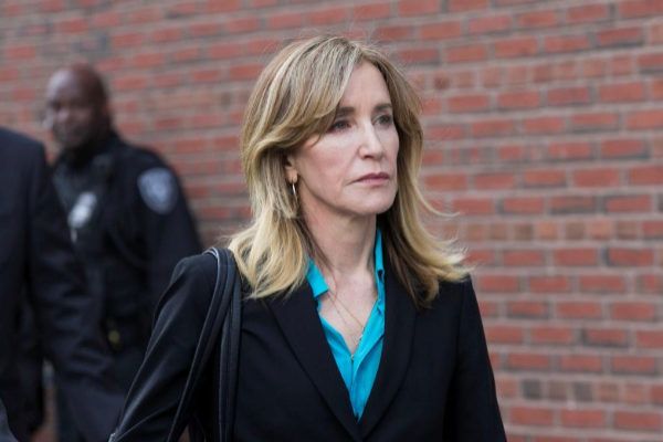 Felicity Huffman se declara culpable en el escándalo de admisiones a la universidad