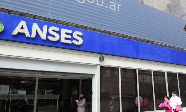 La ANSeS otorgó más de 700 mil nuevos créditos a jubilados y beneficiarios de planes