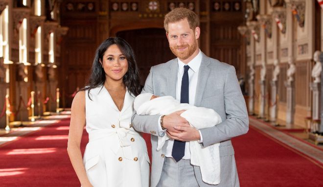 Meghan Markle y el príncipe Harry han presentado a su hijo: así es 'baby Sussex'