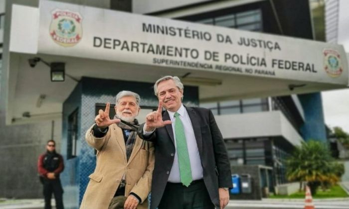 Alberto Fernández visitó a Lula en la cárcel: "Es víctima de una prisión arbitraria"