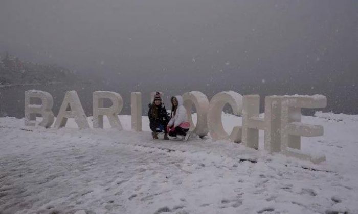 Luego de la tormenta, reabre el aeropuerto de Bariloche