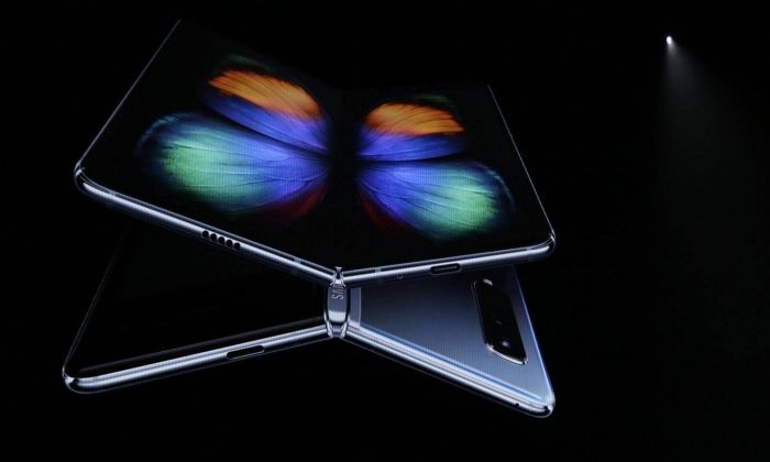 Samsung volverá a lanzar en septiembre su móvil plegable Galaxy Fold