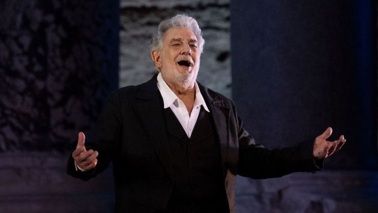 Plácido Domingo renuncia a volver a cantar en la Ópera de Nueva York por las acusaciones de acoso sexual