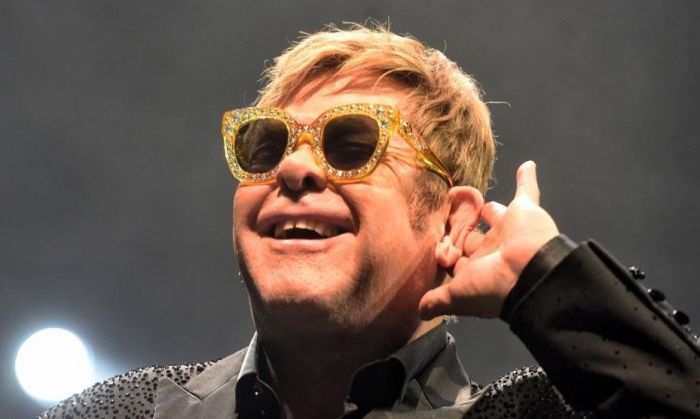 Elton John: “La cocaína me hizo un monstruo”