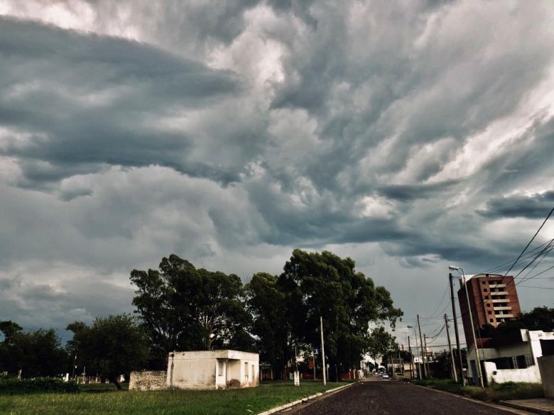 A sacar el paraguas que es un martes de lluvia 