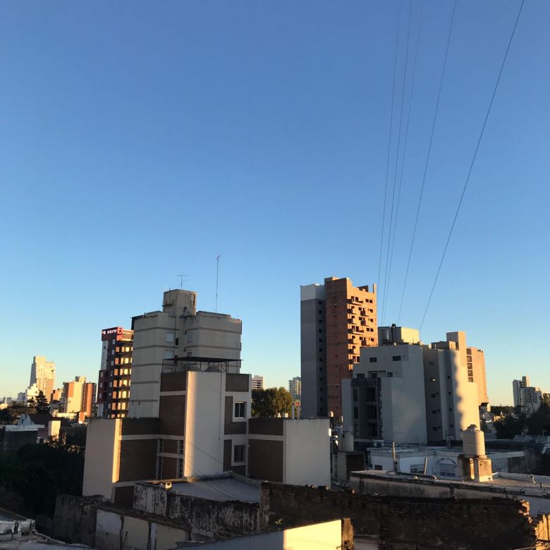 Comienza a ascender la temperatura y en una semana ingresa una ola de calor