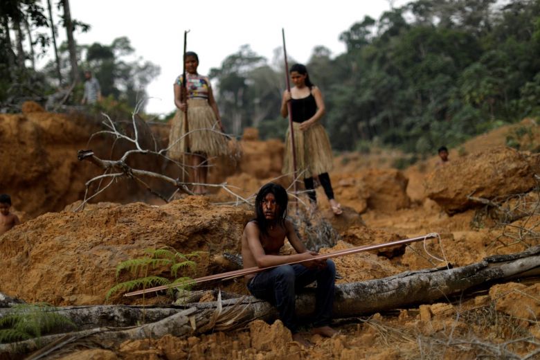 Los pueblos indígenas de Brasil se enfrentan a la pandemia con miedo y reglas propias