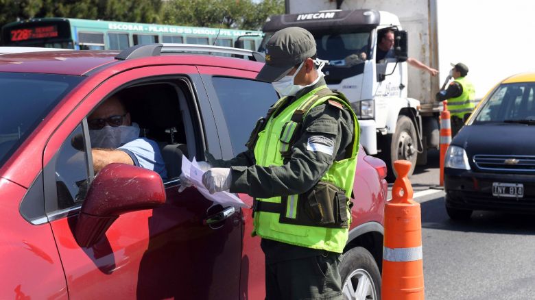 Mejoran la iluminación en la zona de Sol de Mayo para controles a conductores