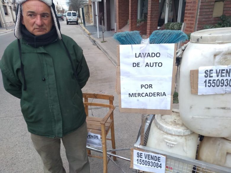 Cambia lavado de auto por mercadería 