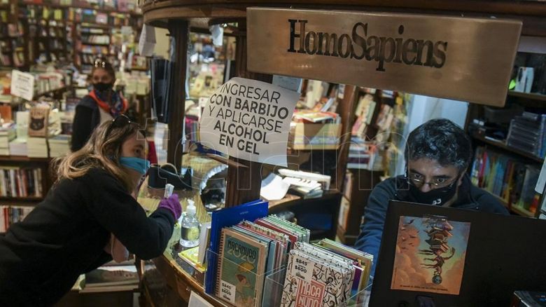 Entre redes y una comunidad propia las librerías repuntan la pandemia