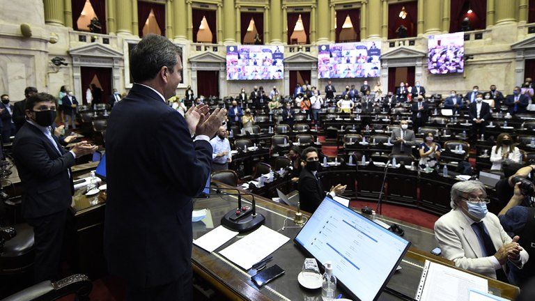 Diputados le dio media sanción al proyecto de legalización del aborto