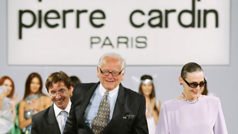 Murió a los 98 años el diseñador de moda francés Pierre Cardin