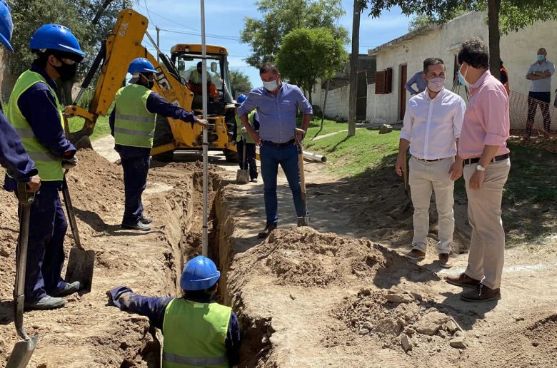 Comenzó la obra de ampliación de la red de desagües cloacales