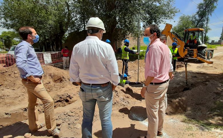 Comenzó la obra de ampliación de la red de desagües cloacales