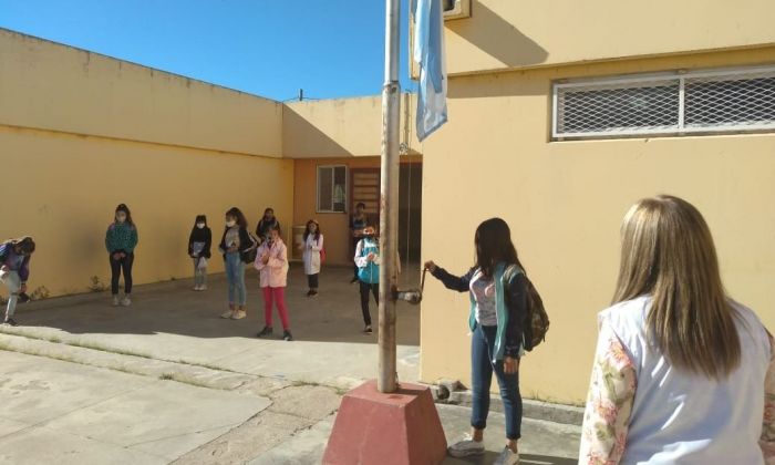 Emotivo momento se vivió tras el regreso de los niños a las aulas mediante el programa nacional “Acompañar”