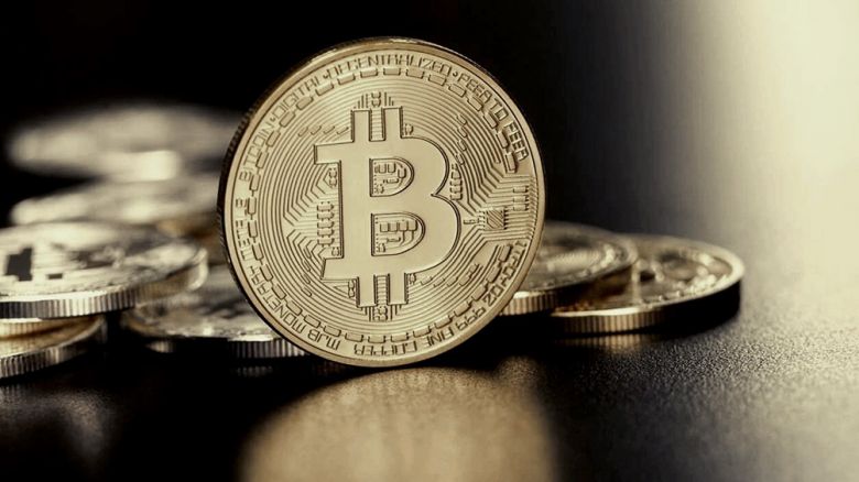 El Bitcoin superó los US$ 44.000 impulsada por una inversión de US$ 1.500 millones de Elon Musk