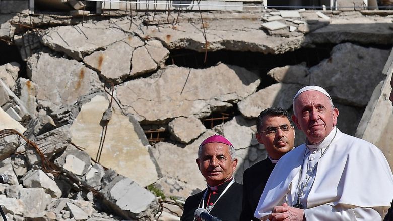 El Papa se despidió de Irak con mensajes contra el terrorismo y por una reconstrucción sin venganza