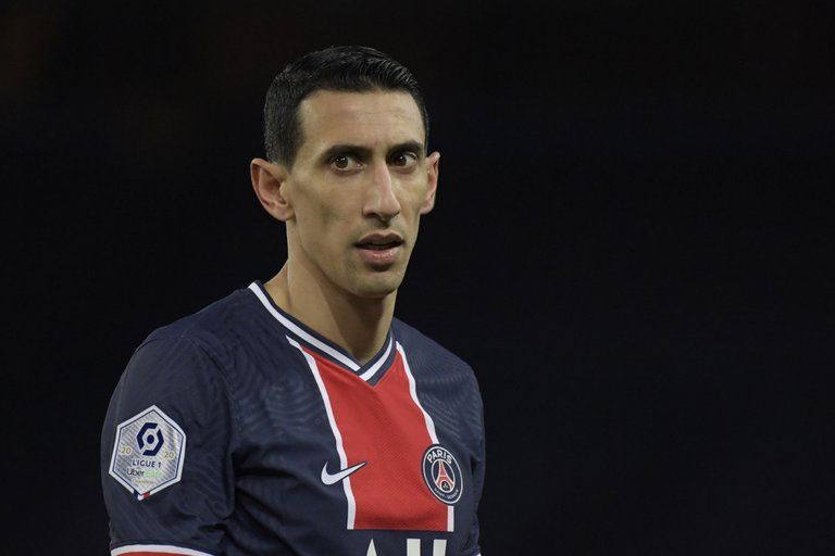 Ángel Di María abandonó de urgencia el partido del PSG por un robo en su hogar