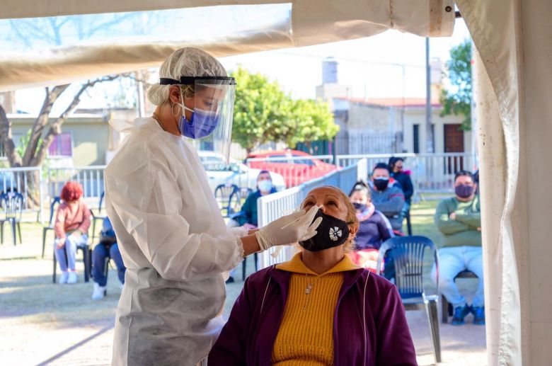 Córdoba reportó casi 2.000 nuevos casos y 67 fallecimientos de Covid-19