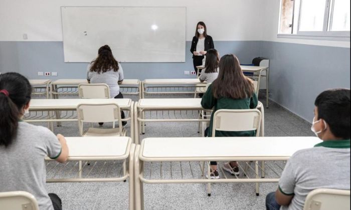 Intendentes radicales piden adelantar el receso escolar invernal en Córdoba