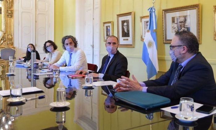 El Gobierno defendió el aumento de los controles cambiarios: "Hay que administrar un bien escaso que son los dólares"