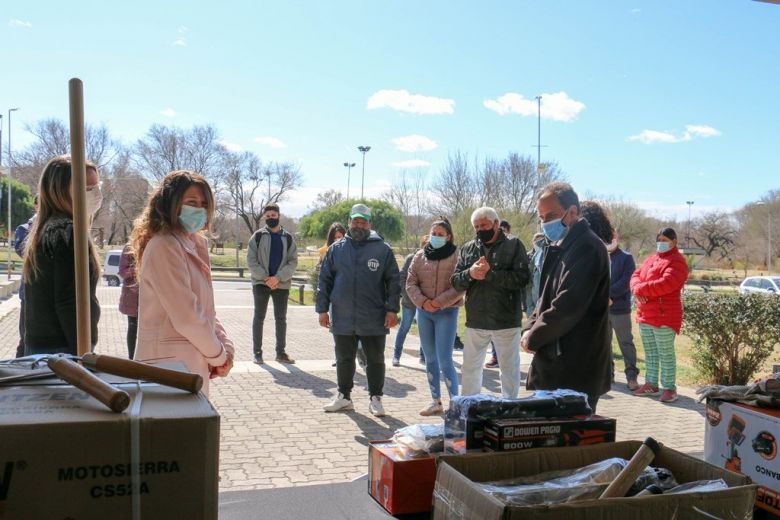 55 riocuartenses se beneficiaron con los Créditos del Banco de la Gente 