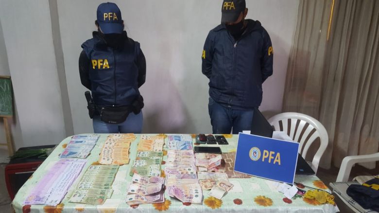 La Policía Federal Argentina desarticuló una banda dedicada a la venta de estupefacientes 