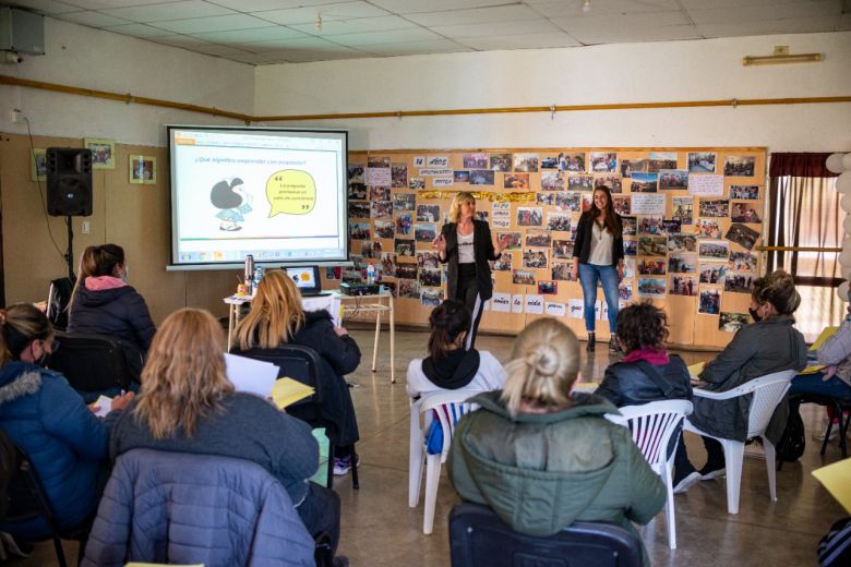 Trama emprendedora:  Llamosas lanzó el nuevo programa de inclusión para mujeres y diversidades