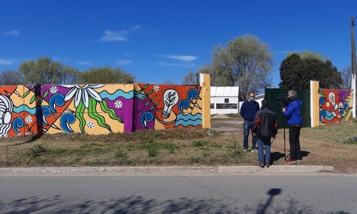 El abandonado espacio donde funcionó una constructora se llenó de color y vida