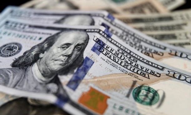 El dólar en un nuevo récord histórico: la cotización libre sube a 205 pesos