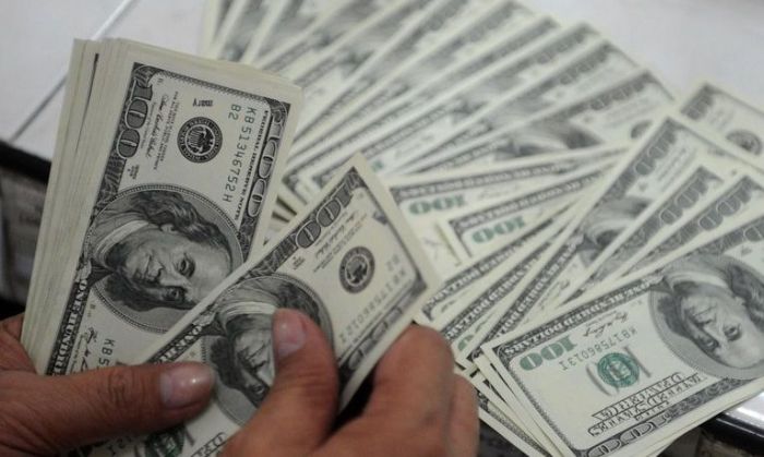 Dólar: la cotización libre bajó a $201 y el BCRA volvió a vender divisas en el mercado