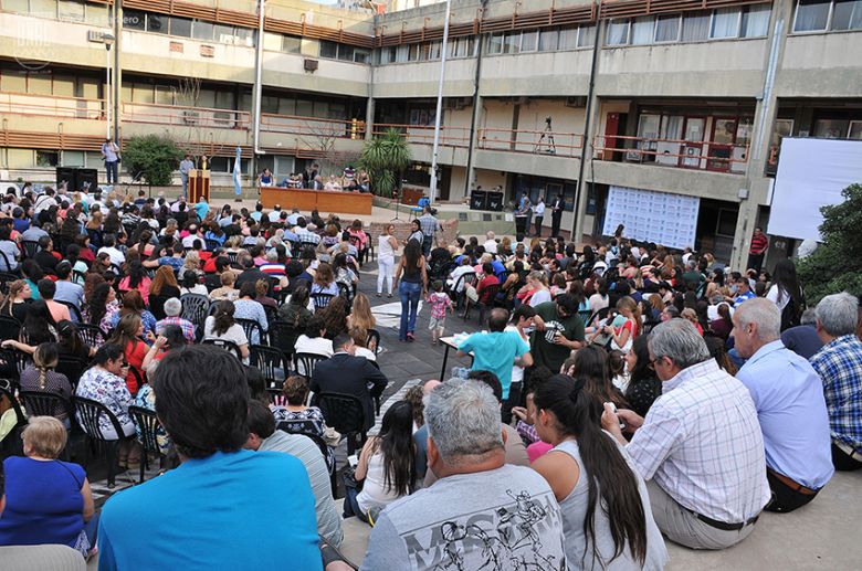 Se extiende el plazo de inscripción a la universidad barrial