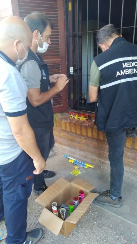 Se decomisó 10 kilos de pirotecnia en el norte de la ciudad