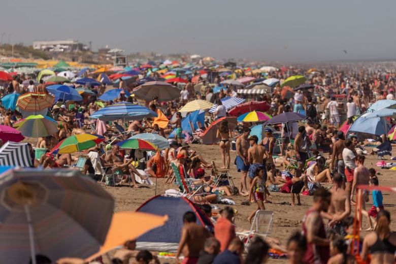 Pinamar y Cariló tienen ocupación prepandemia y los turistas se “olvidan” del Covid por un rato