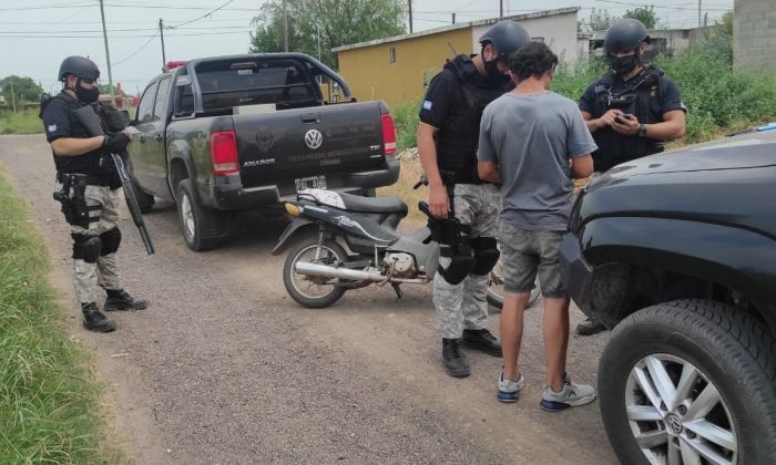 Controles antinarcóticos en el corredor de la ruta nacional N° 8, al sudeste provincial