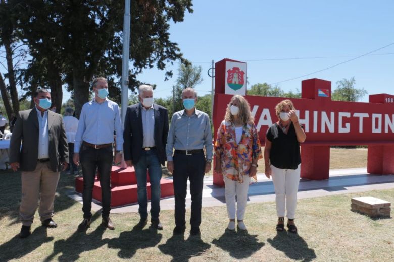 El gobernador Schiaretti inauguró la pavimentación del acceso a Washington