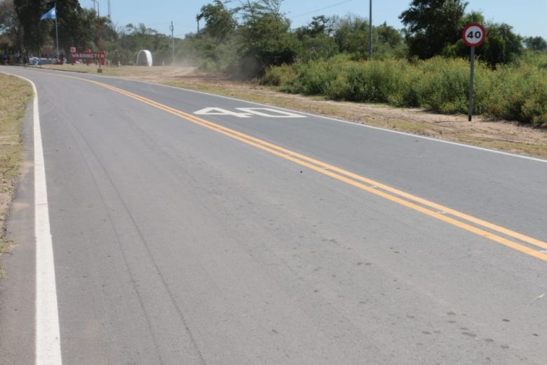 El gobernador Schiaretti inauguró la pavimentación del acceso a Washington