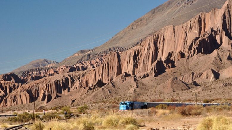 Casi 6 mil pasajeros viajaron en enero en el Tren a las Nubes