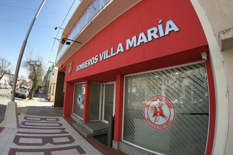 Villa María: jubilada cayó de un balcón y se salvó de milagro