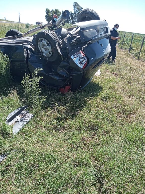 Vuelco de vehículo en la zona de Las Higueras