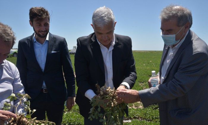 Julián Domínguez en General Deheza: pidieron que además del maní se bajen retenciones a otras producciones