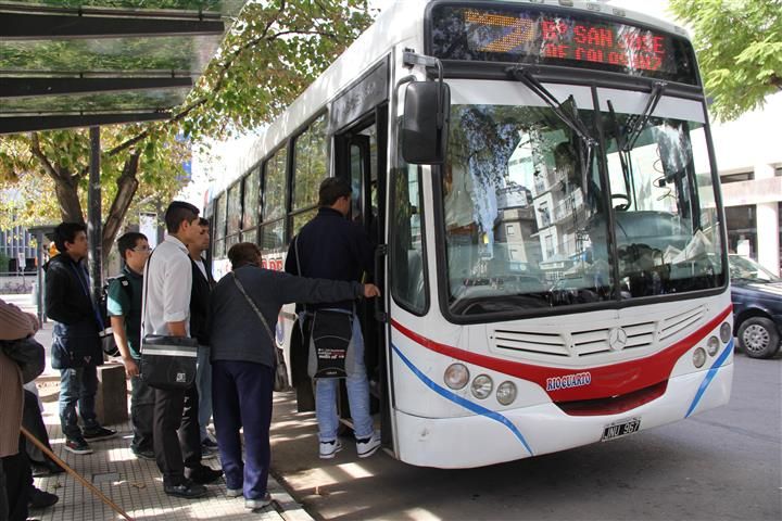 El defensor del Pueblo pidió algunos cambios al pliego de llamado a licitación del transporte de pasajeros