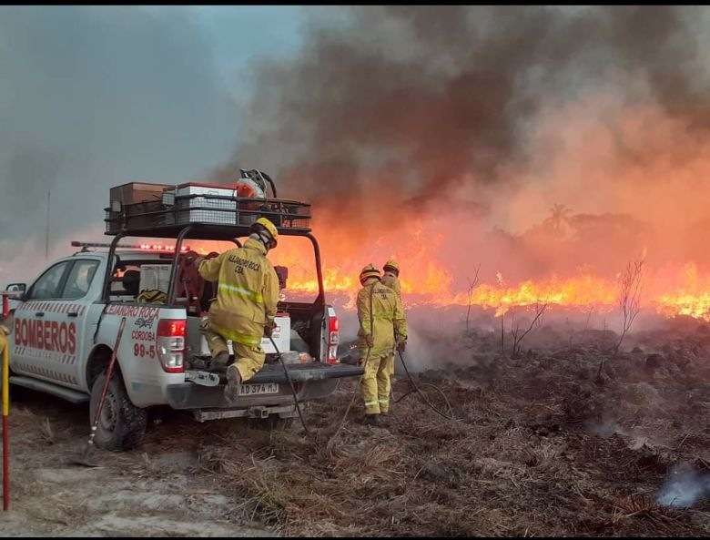 Luego de una semana de trabajo de bomberos en Corrientes, regresan los cuarteles a sus localidades 