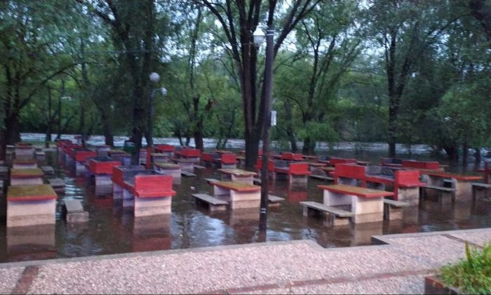 El río creció cuatro metros en Alpa Corral, pero no hubo mayores inconvenientes