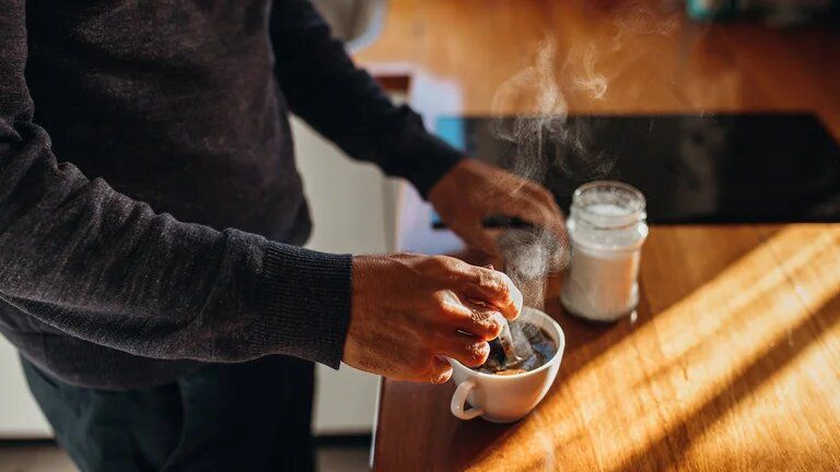 Por qué comemos siempre lo mismo en el desayuno, según la ciencia