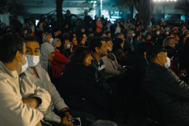 El Otoño Polifónico tuvo su previa a pura Murga "Trasnochada" 