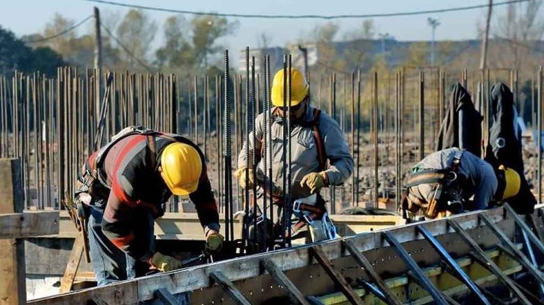 “La construcción y la industria dieron un impulso importante para levantar el nivel de empleo formal en la ciudad”