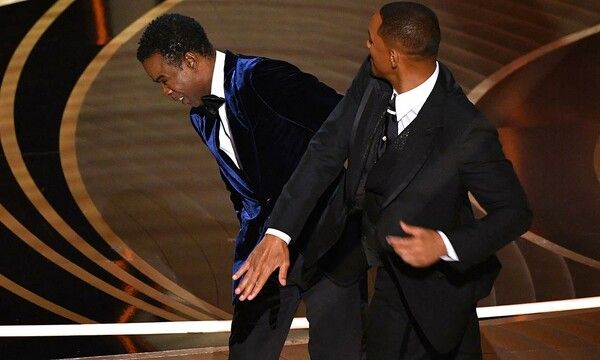 Escándalo sin precedentes en los Oscar: Will Smith le dio un golpe a Chris Rock por burlarse de la alopecia de su esposa