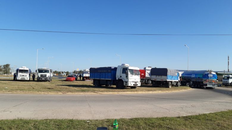 Por falta de gasoil, camioneros adelantan cortes de ruta en el sur de Córdoba