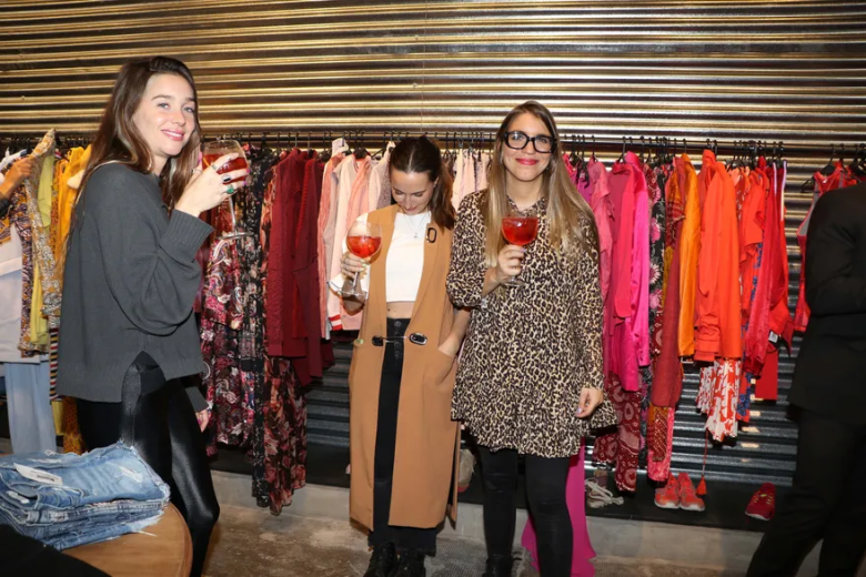 Lucía Celasco, la nieta de Susana Giménez, abrió un local de ropa vintage en Palermo